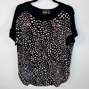Chicos Travelers Top Size 1 (med 8) Short Sleeve Black With Dots